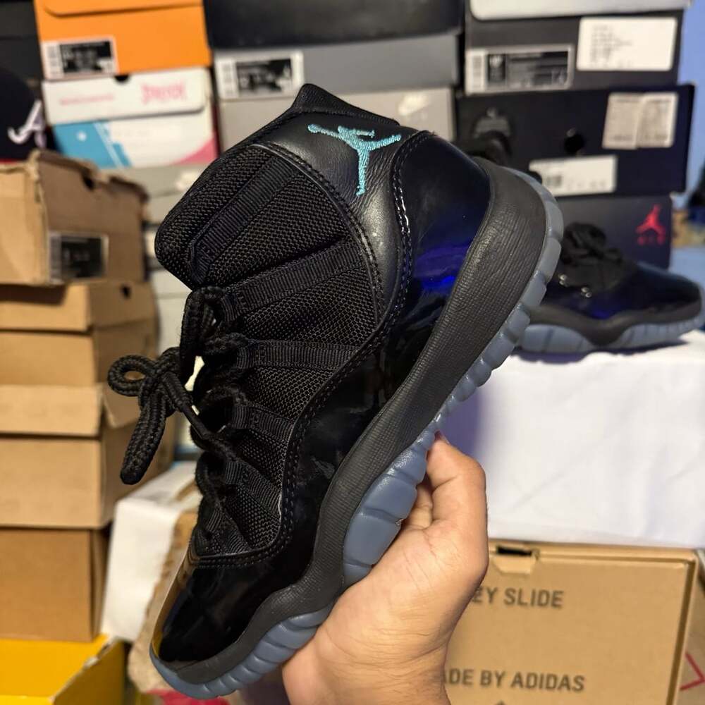Size 5.5Y - Jordan 11 Retro Gamma Blue